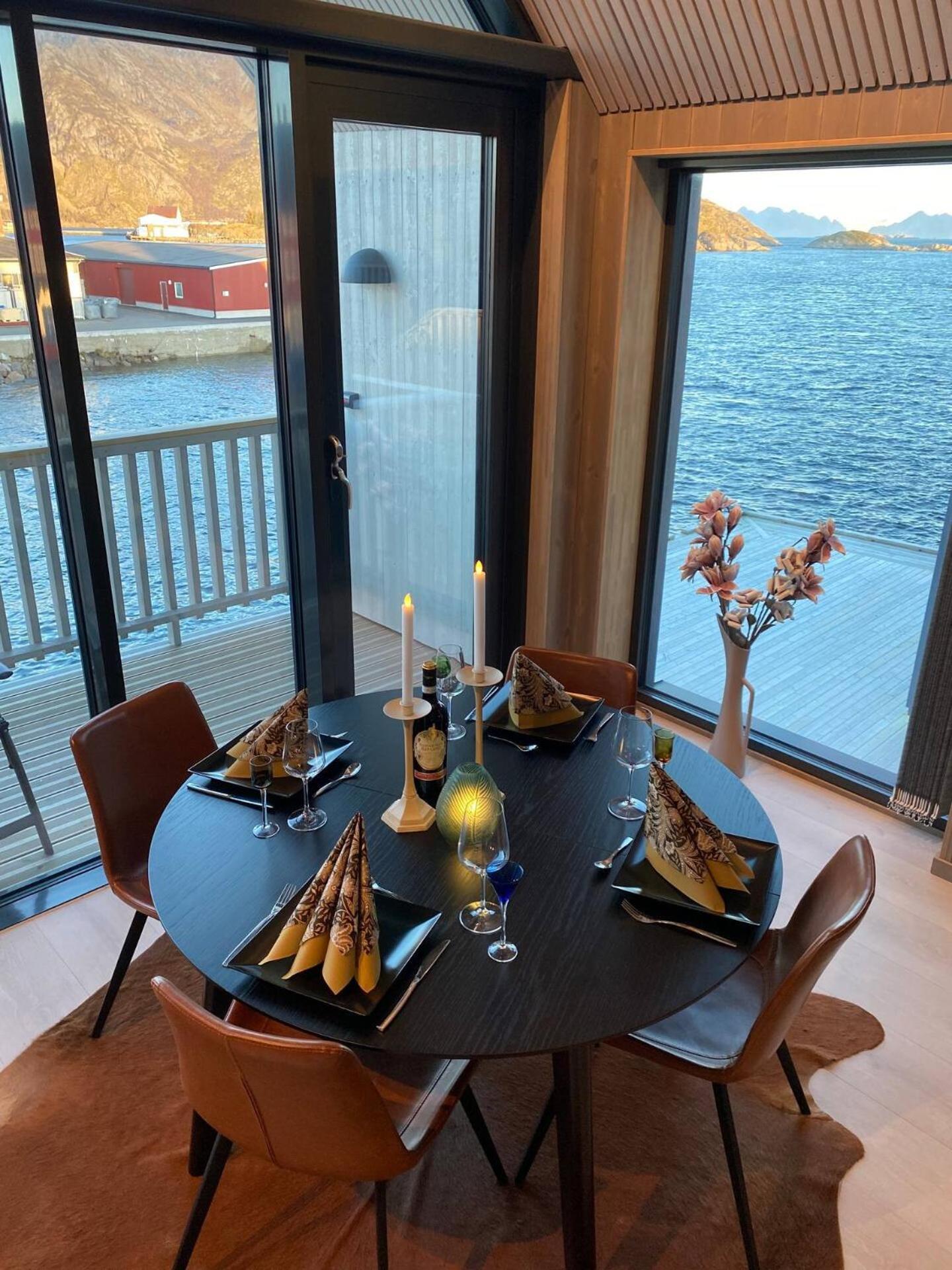 Ny Leilighet I Henningsvaer! Kültér fotó