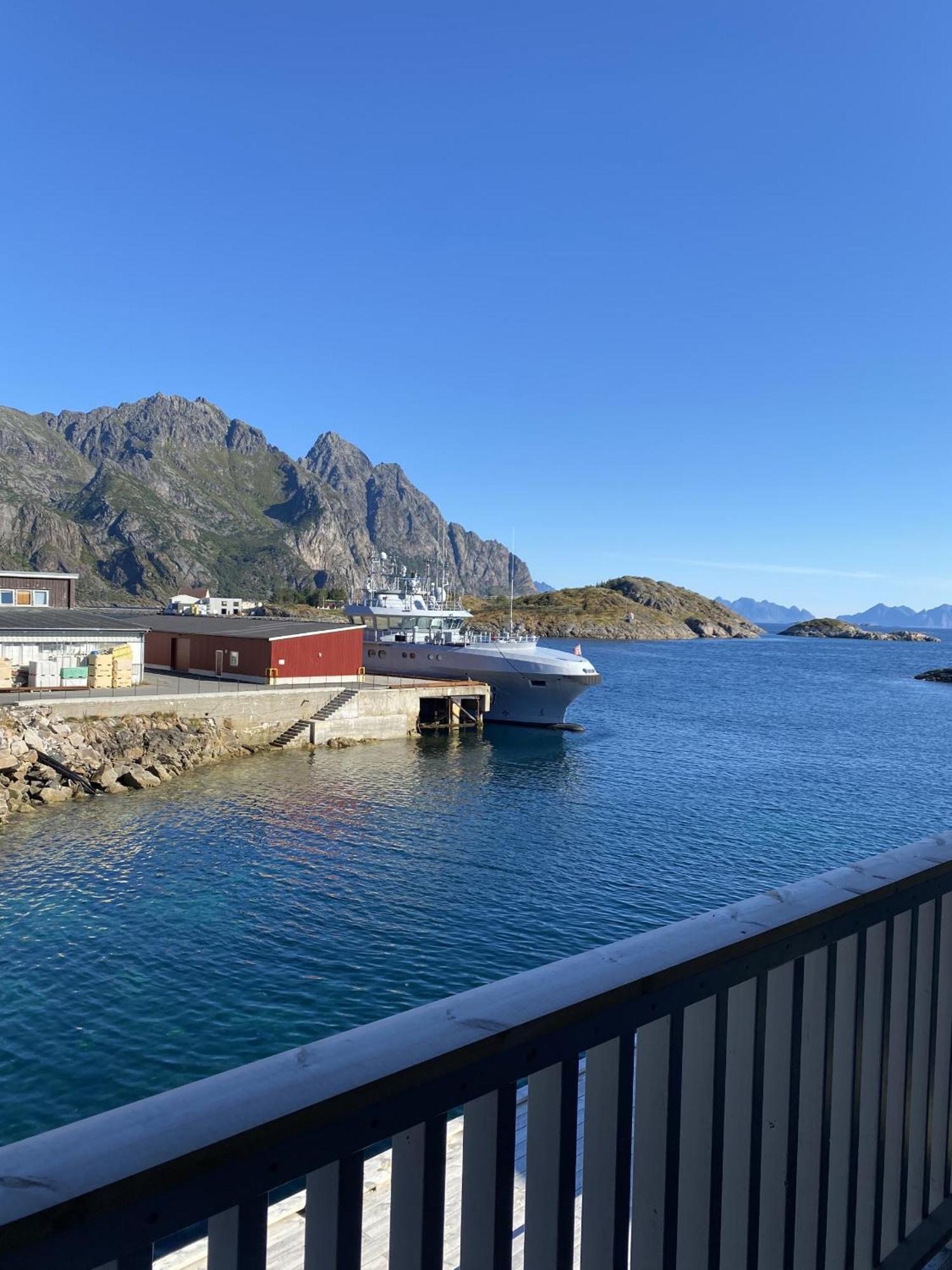 Ny Leilighet I Henningsvaer! Kültér fotó